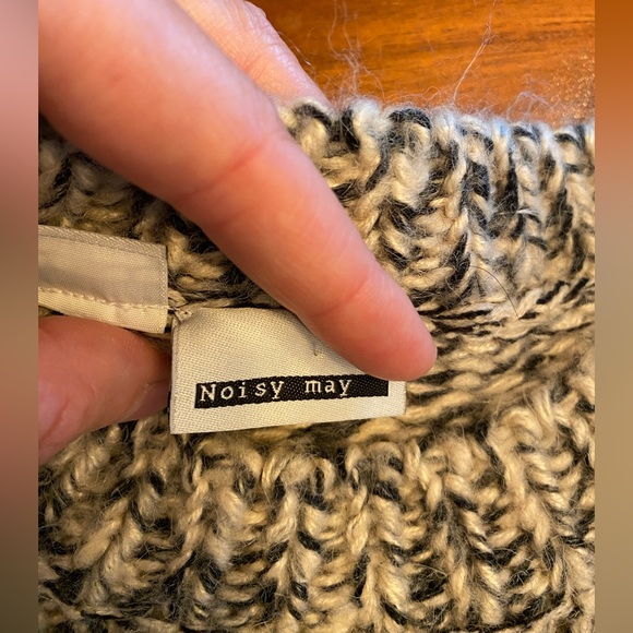 Noisy May sweater - Picture 2 of 6